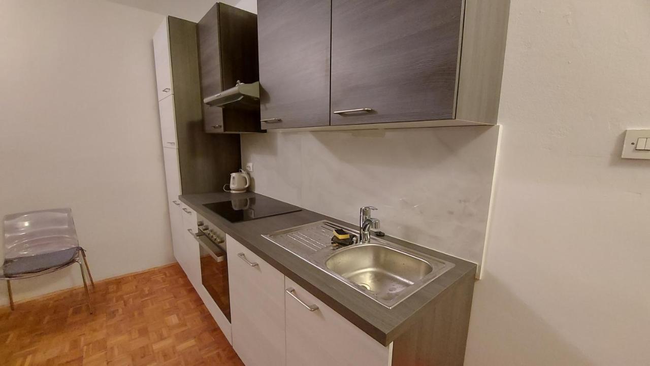 Apartment Corina & Franco Senj (Lika-Senj)