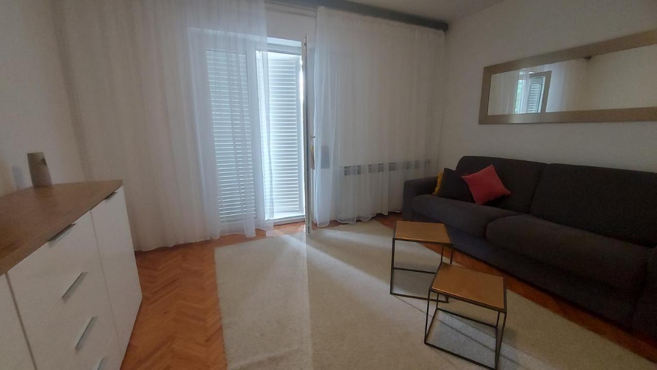 Corina & Franco Apartment *