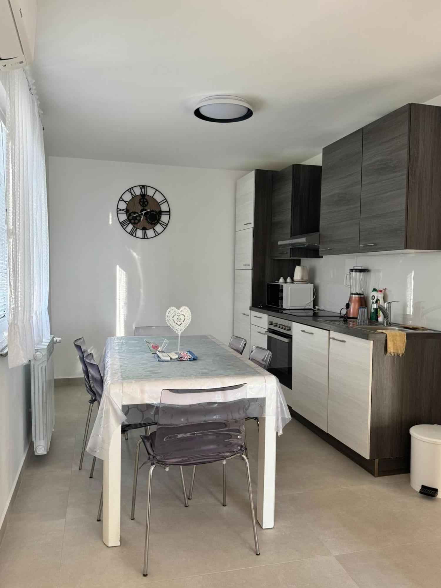Corina & Franco Appartement *